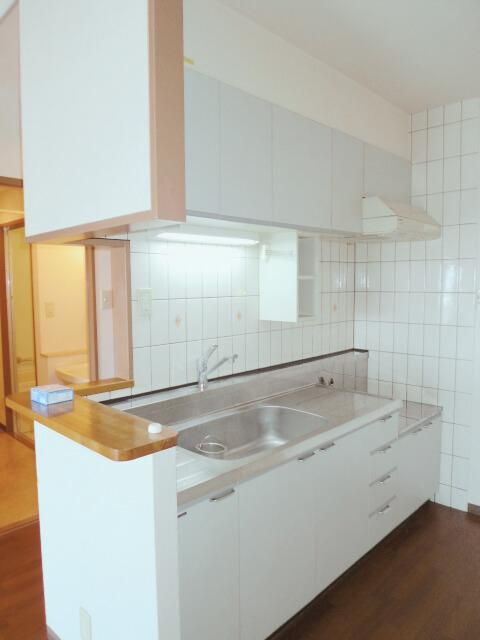 �y�L�b�`���z�@