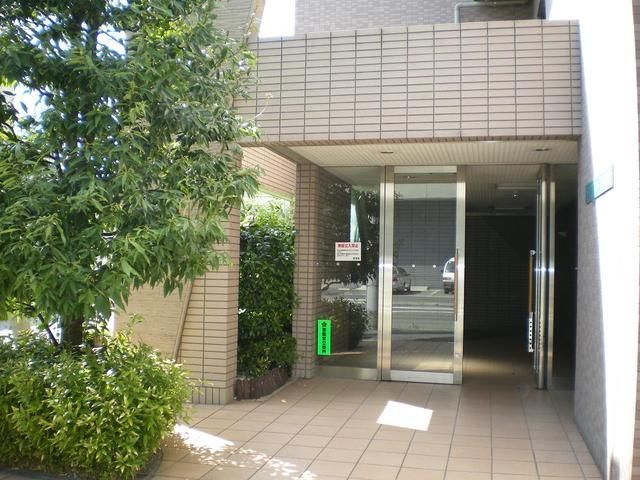 �y�G���g�����X�z�@