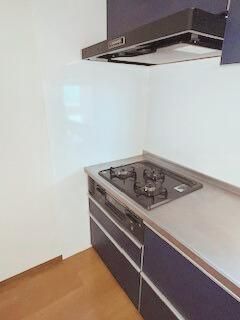 �y���̑��ݔ��z�@