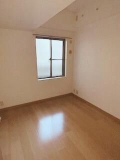 �y�Q���z�@