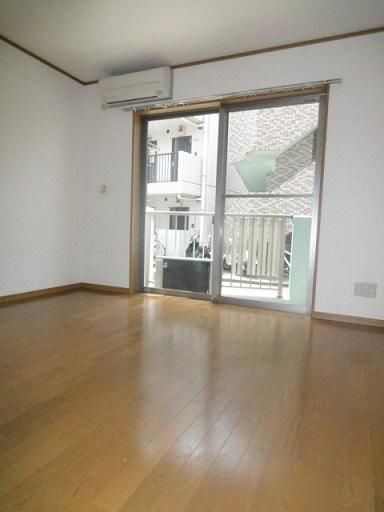 �y�Q���z�@