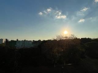 �y���]�z�@