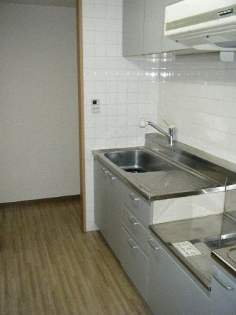 �y�L�b�`���z�@