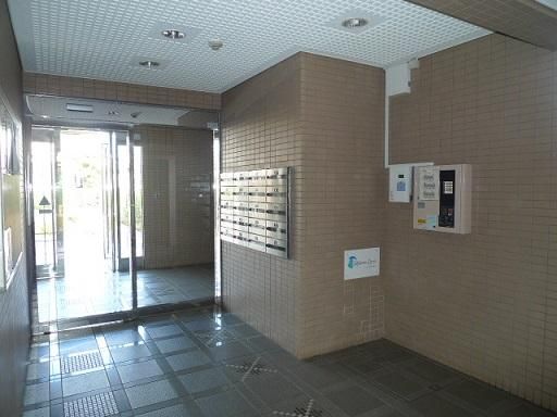 �y�G���g�����X�z�@