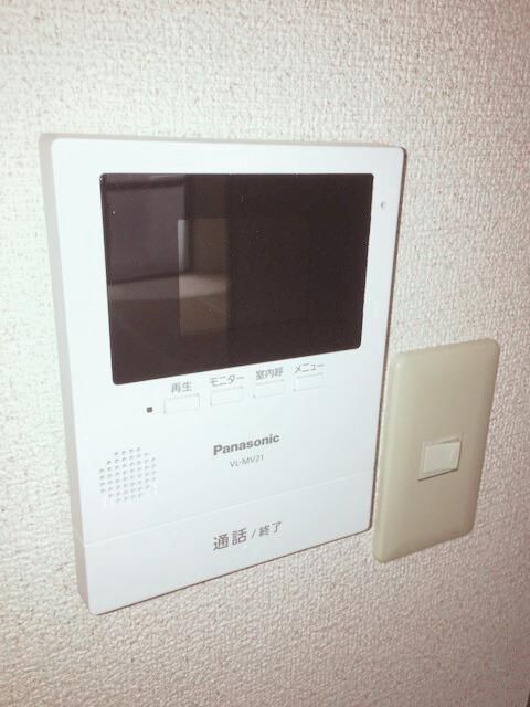 y̑ݔz@