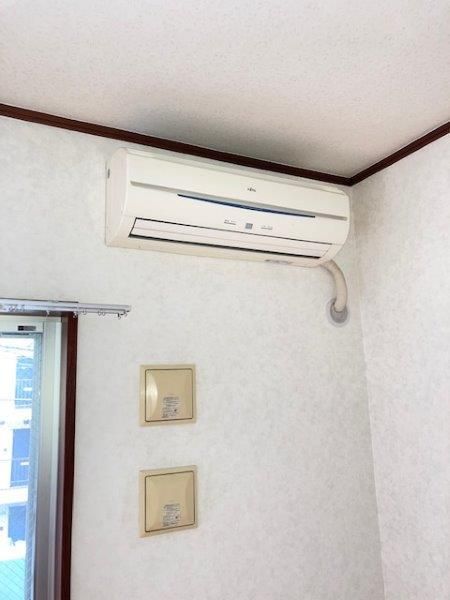 �y���̑��ݔ��z�@