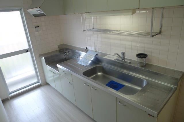 �y�L�b�`���z�@