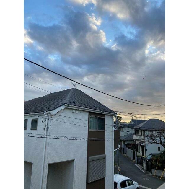 y]z@