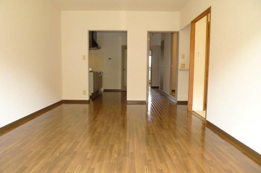 �y�Q���z�@