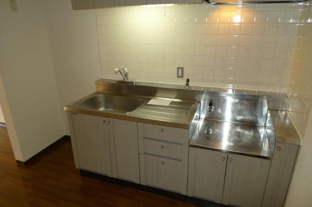 �y�L�b�`���z�@