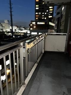 yoRj[z@