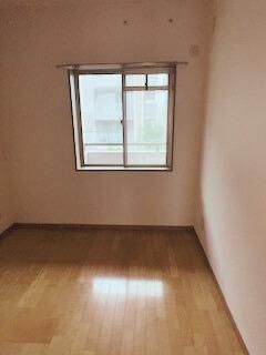 �y�Q���z�@