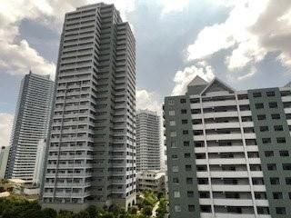 �y���]�z�@