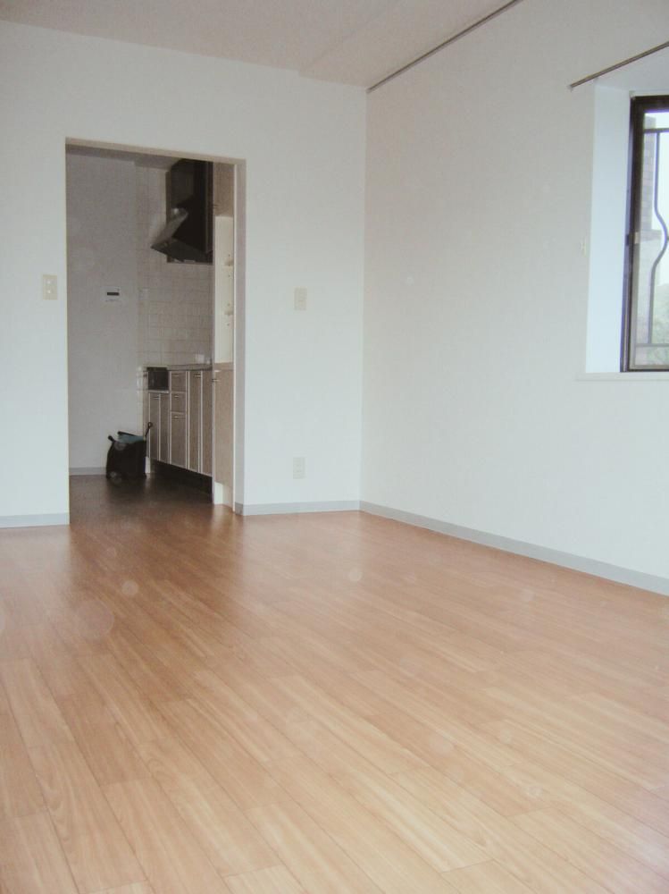 �y���ԁE���r���O�z�@