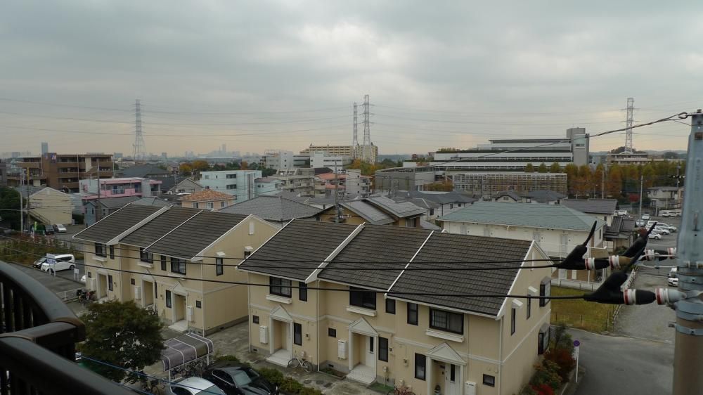 �y���]�z�@