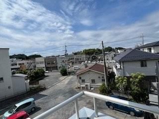 �y���]�z�@