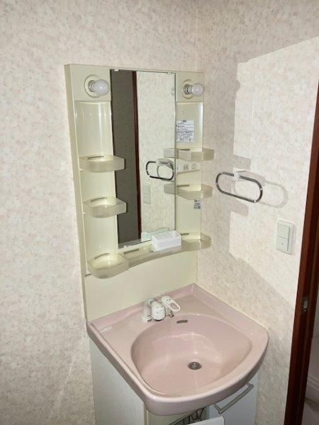 �y���ʏ��z�@