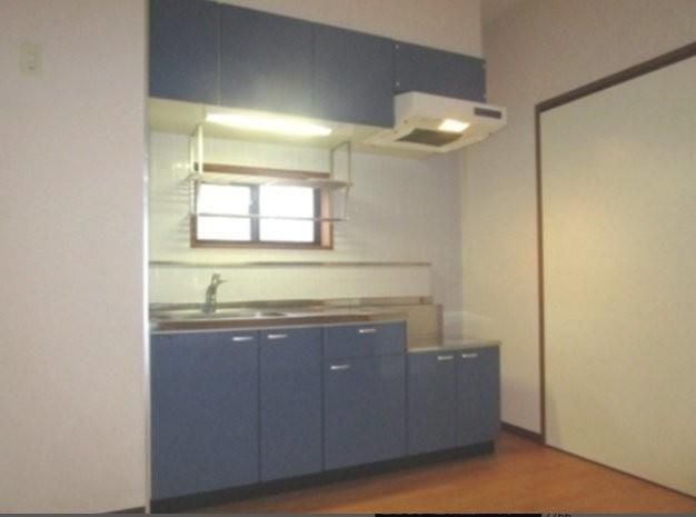 �y�L�b�`���z�@