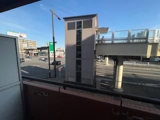 y]z@