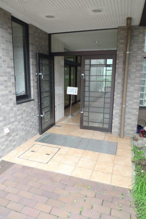 �y�G���g�����X�z�@