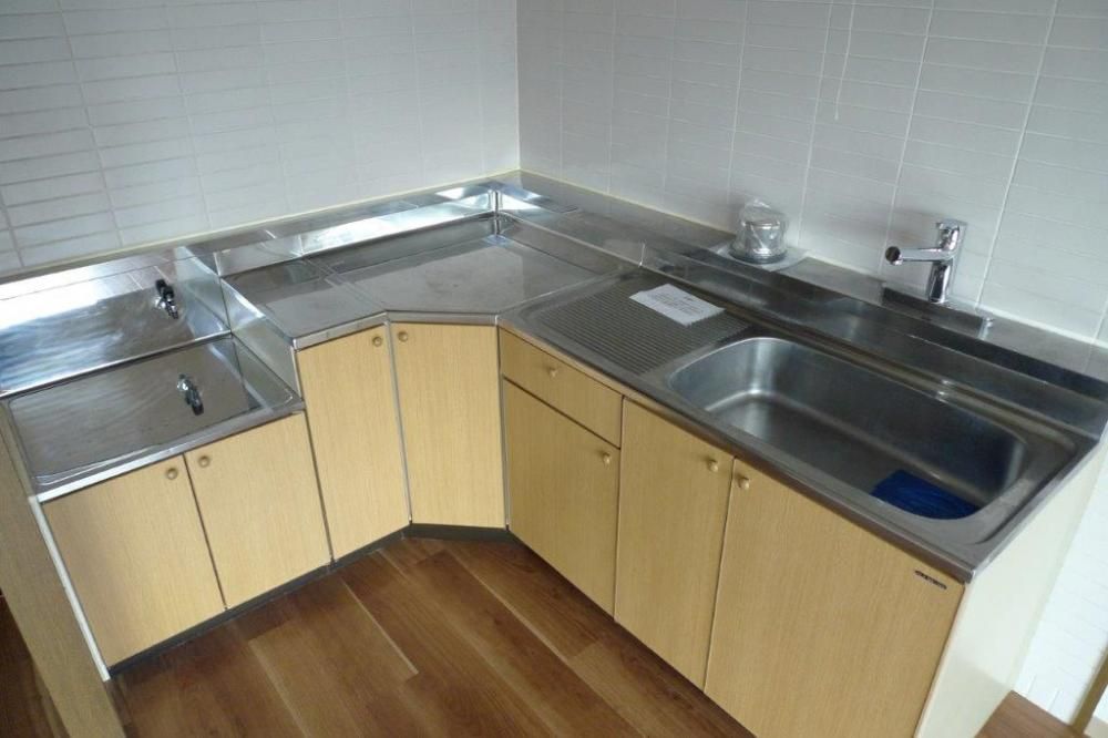 �y�L�b�`���z�@