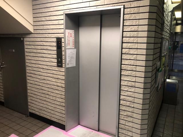y̑ݔz@