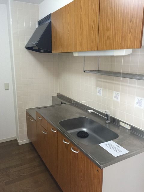 �y�L�b�`���z�@